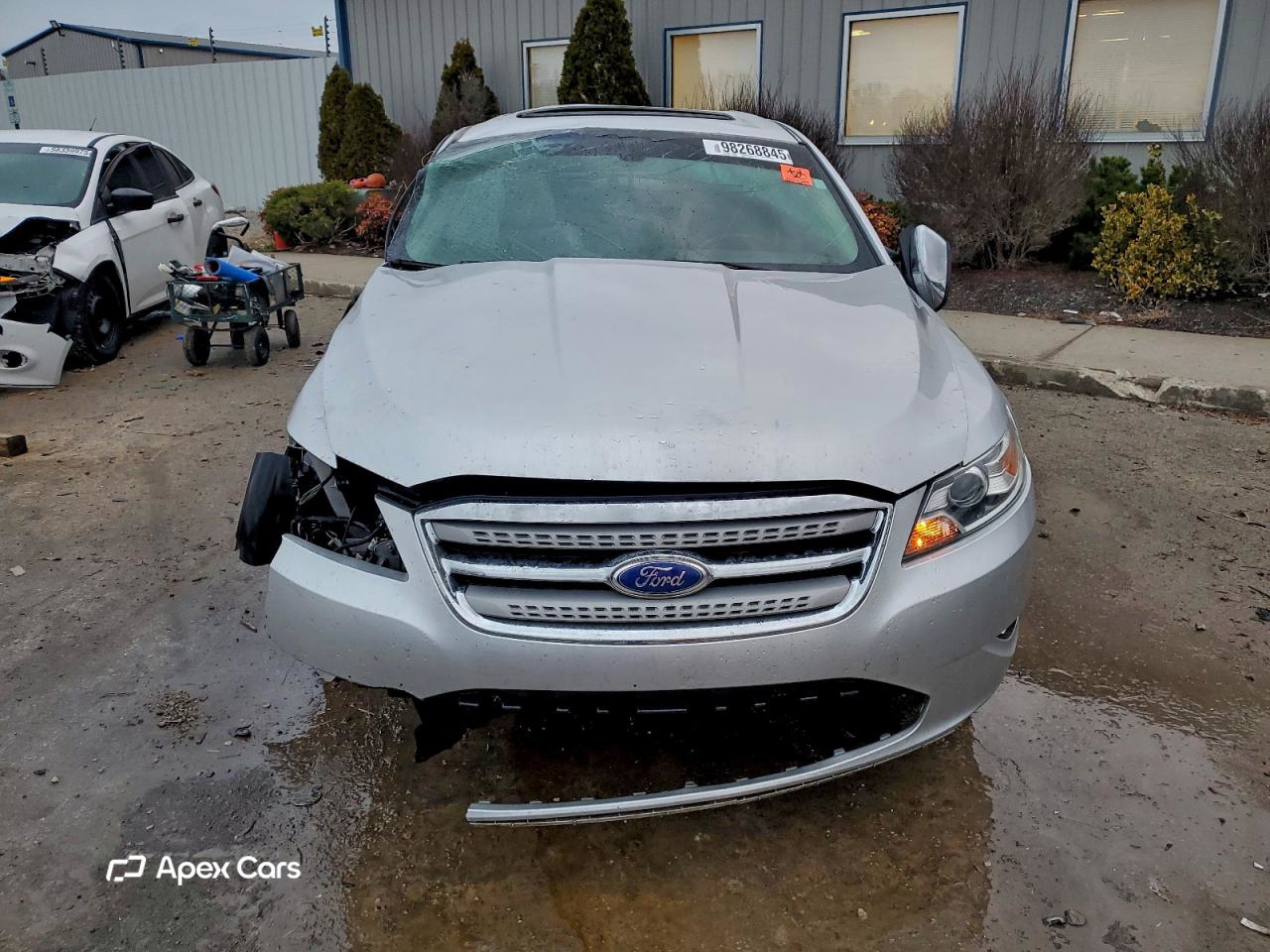 Ford Taurus 2011