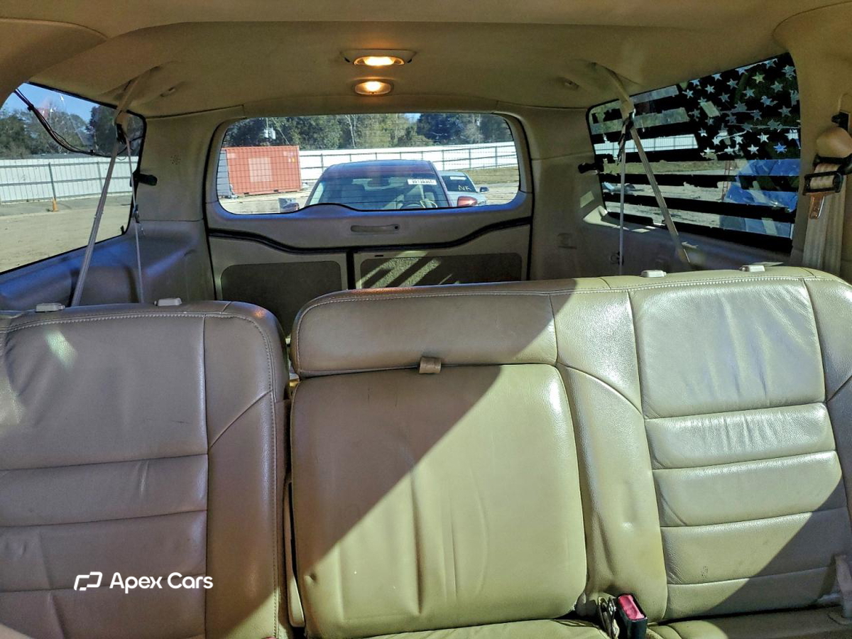 Ford Excursion 2004