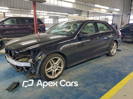Mercedes-Benz  2014 - Image 1 of 13