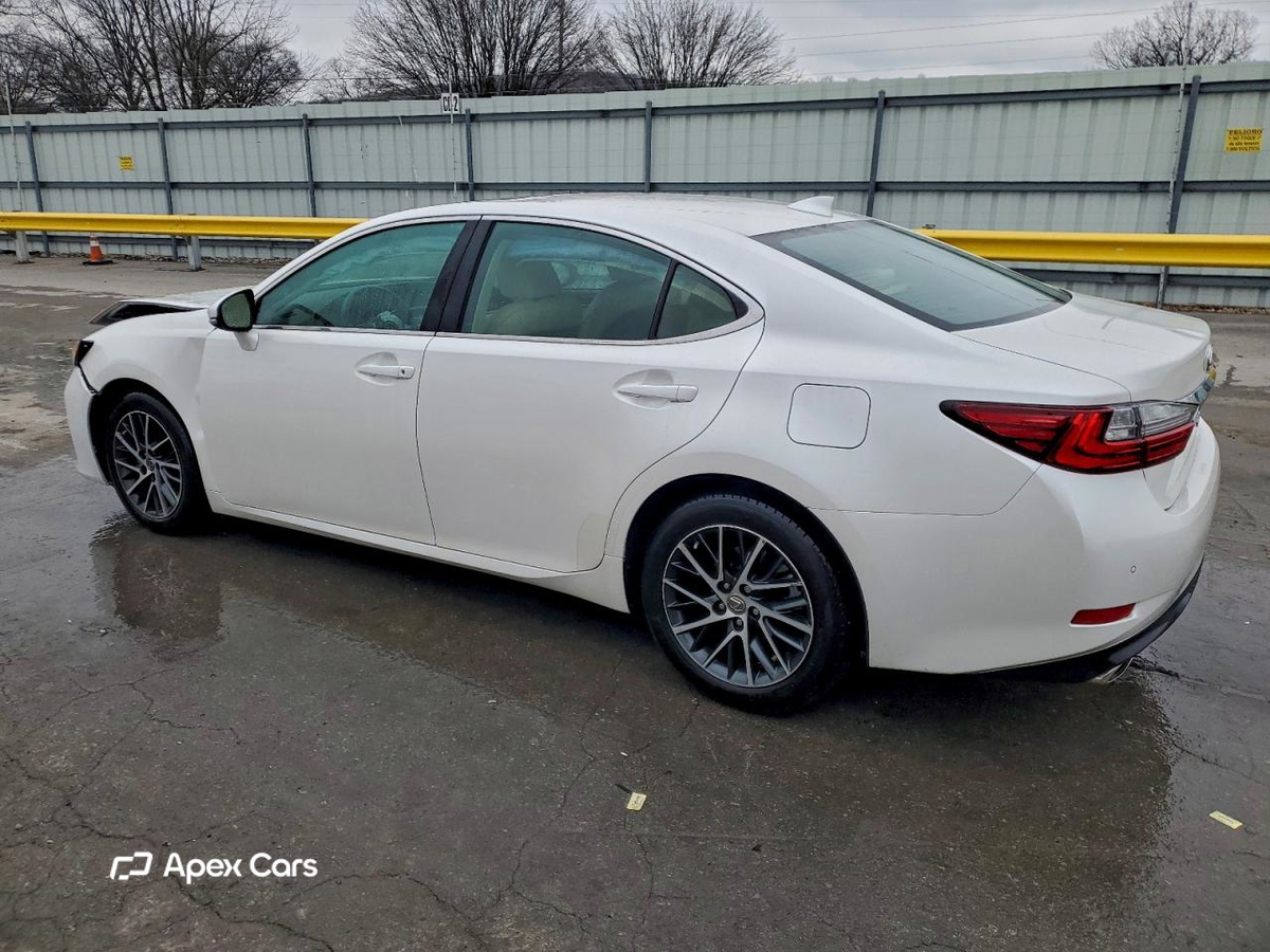 Lexus ES 2018