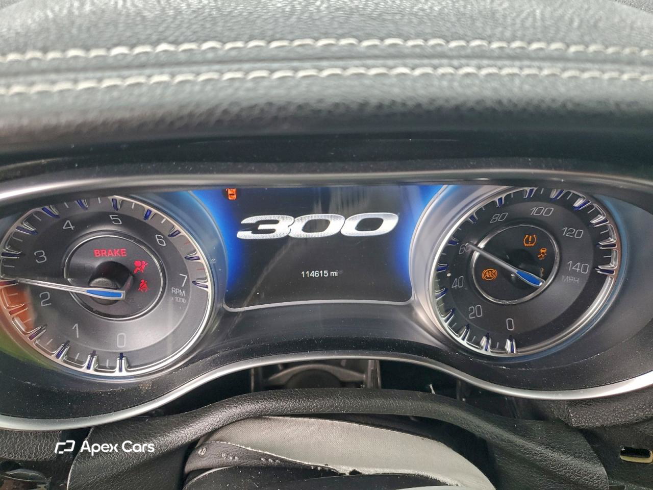Chrysler 300 2021
