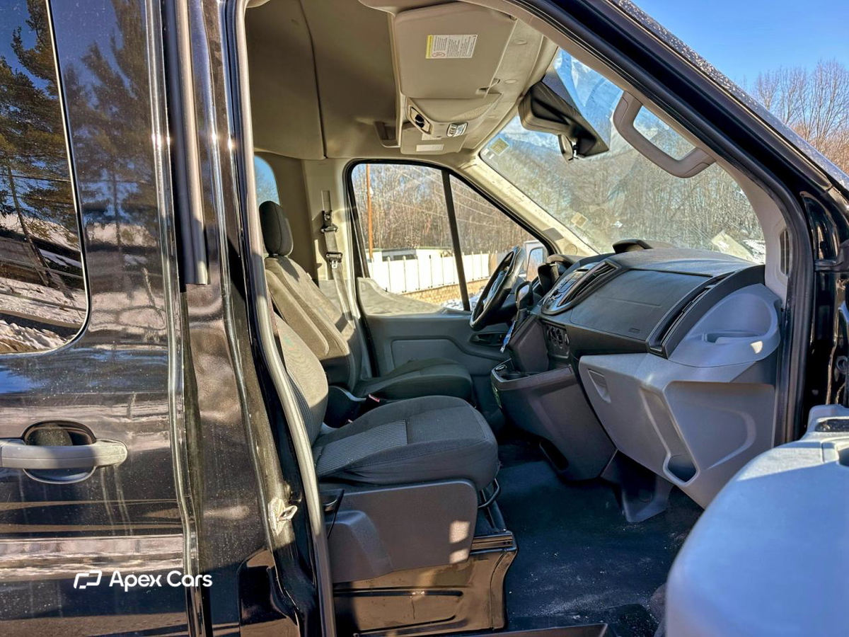 Ford Transit 2017