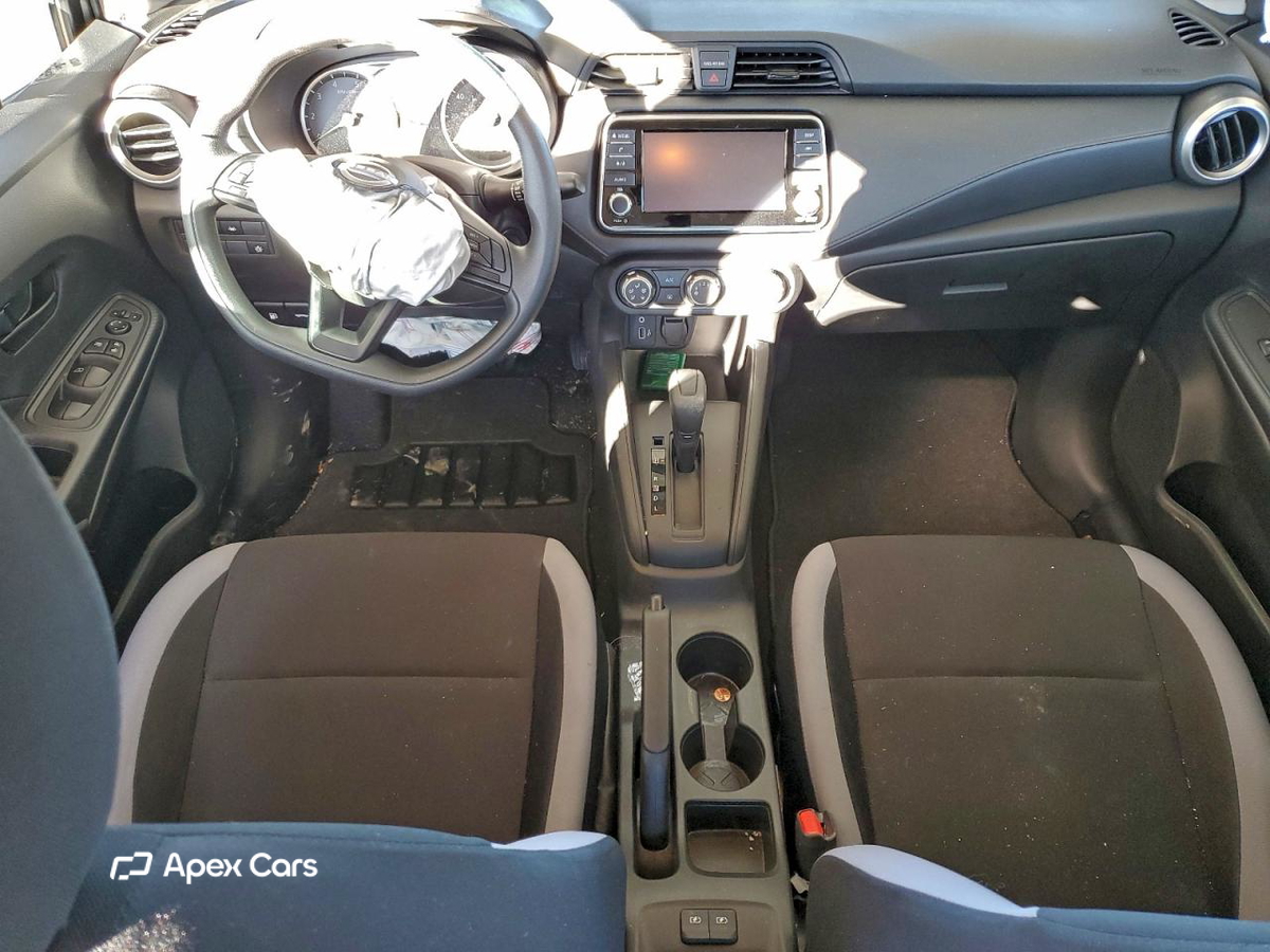 Nissan Versa 2025