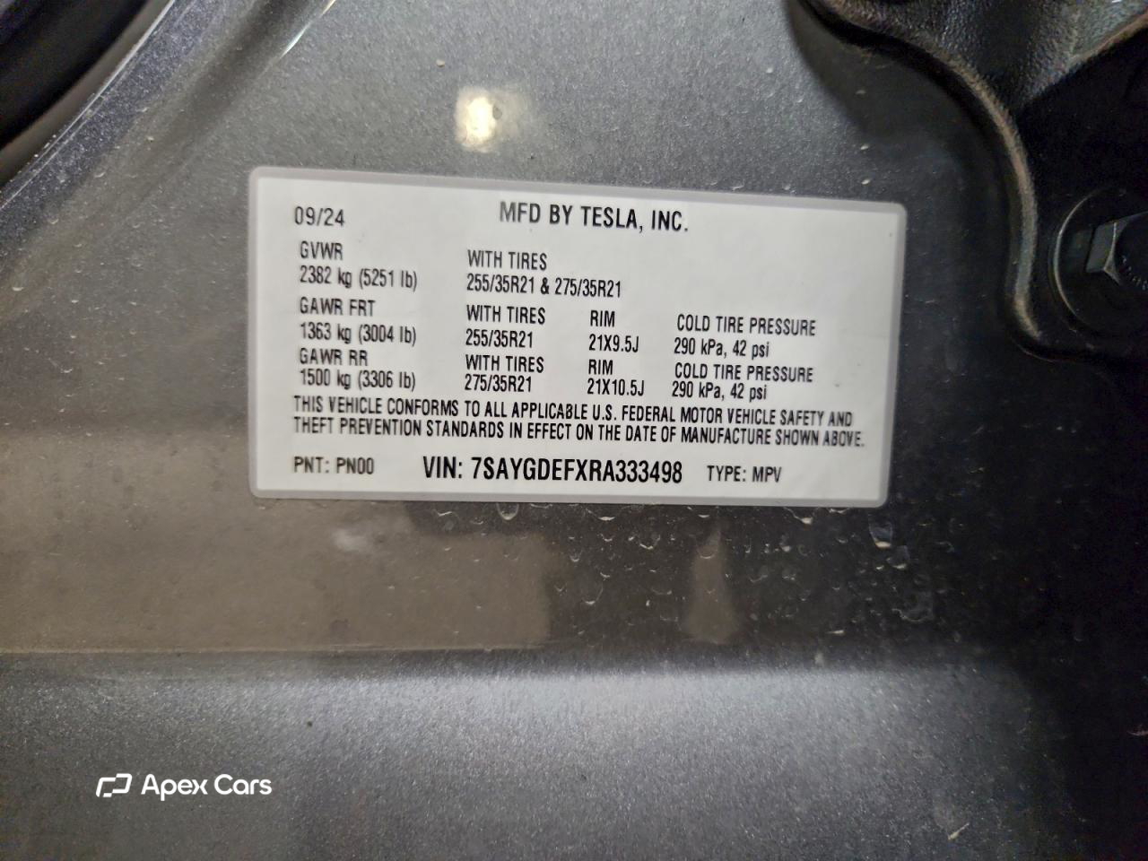 Tesla Model Y 2024