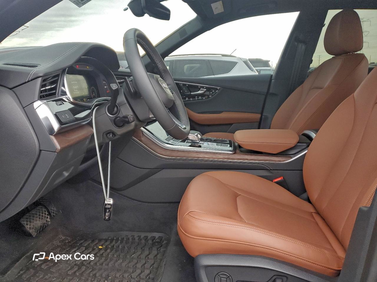 Audi Q8 2025