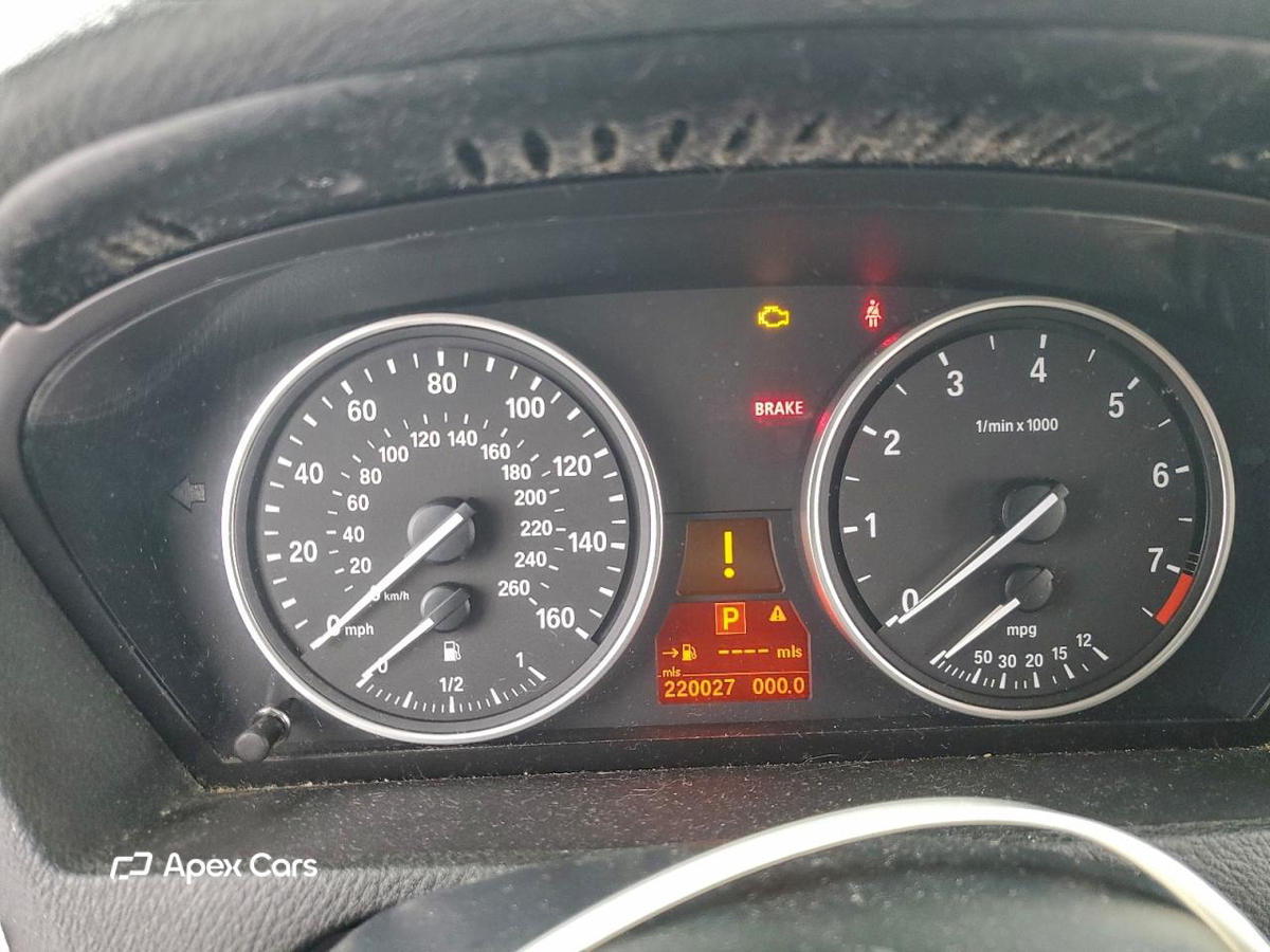 BMW X5 2011