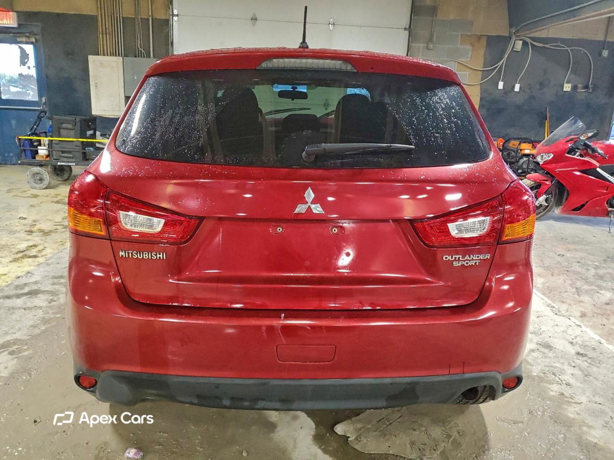 Mitsubishi Outlander 2015