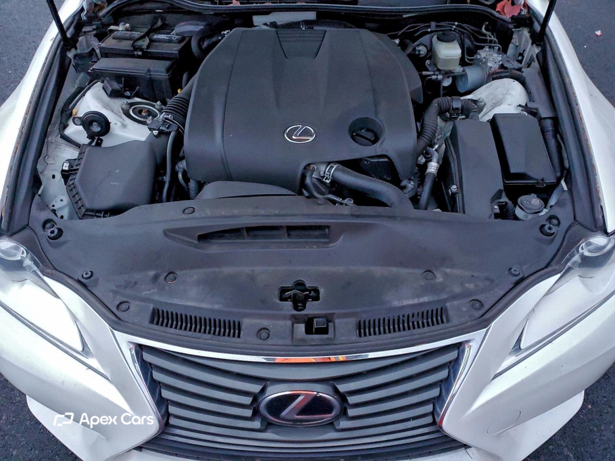 Lexus IS 2015