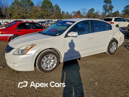 Nissan Altima 2010 - Image 1 of 12