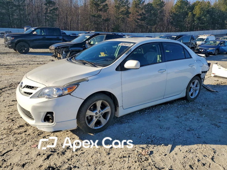 Toyota Corolla 2013 - Image 1 of 13
