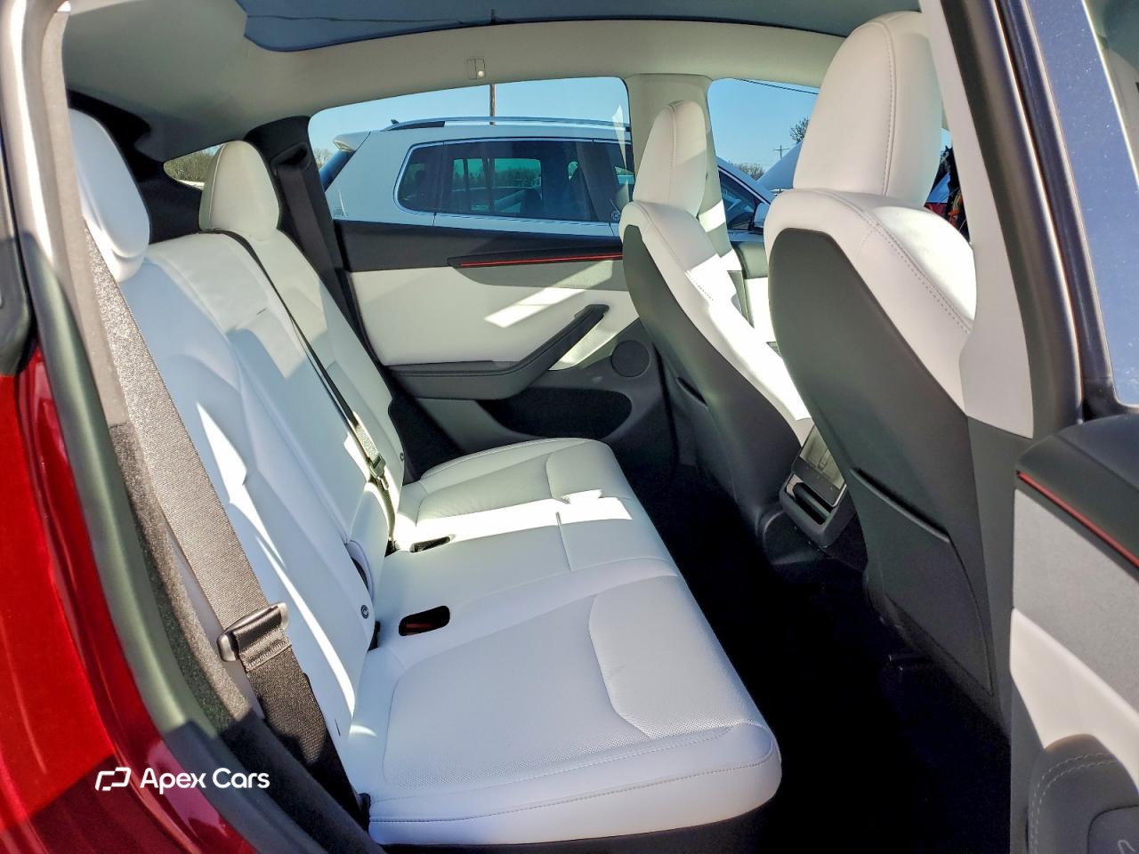 Tesla Model Y 2026