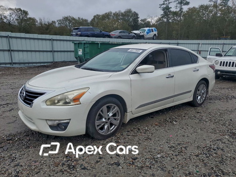 Nissan Altima 2015 - Image 1 of 12