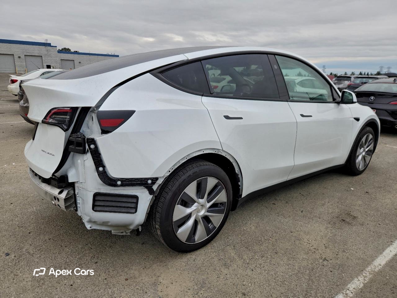 Tesla Model Y 2023