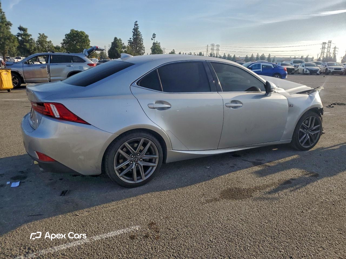 Lexus IS 2016