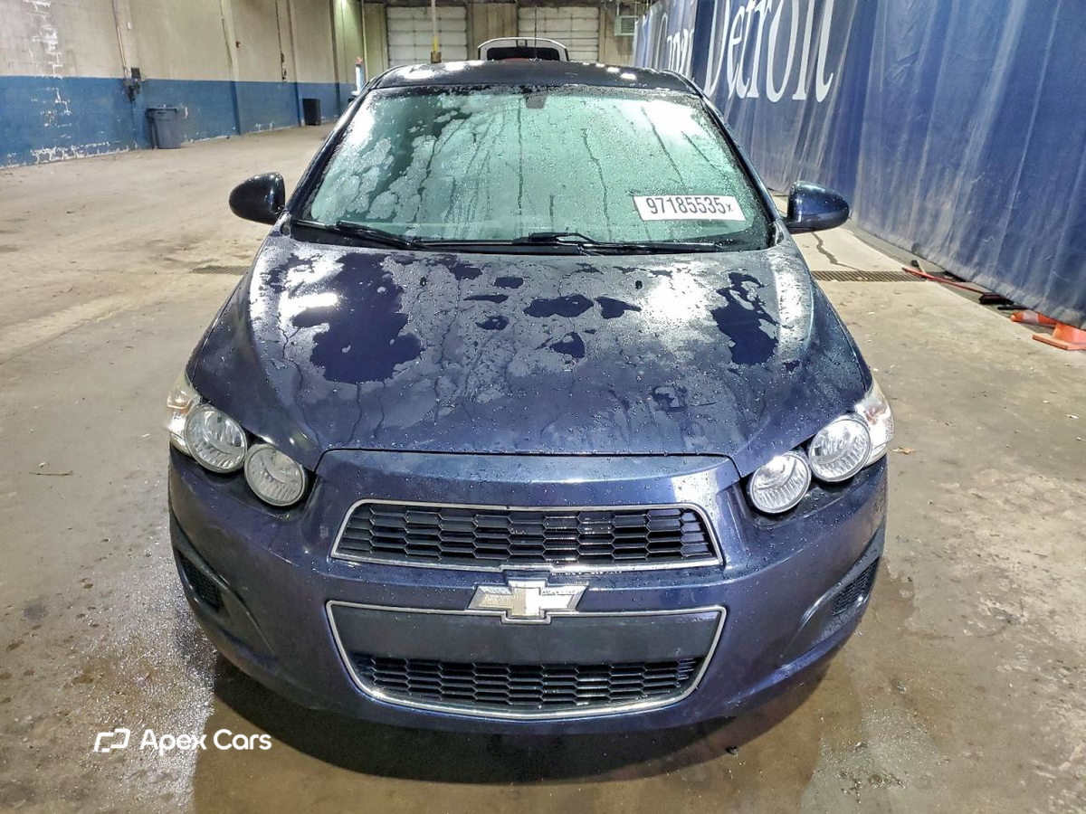 Chevrolet Sonic 2015