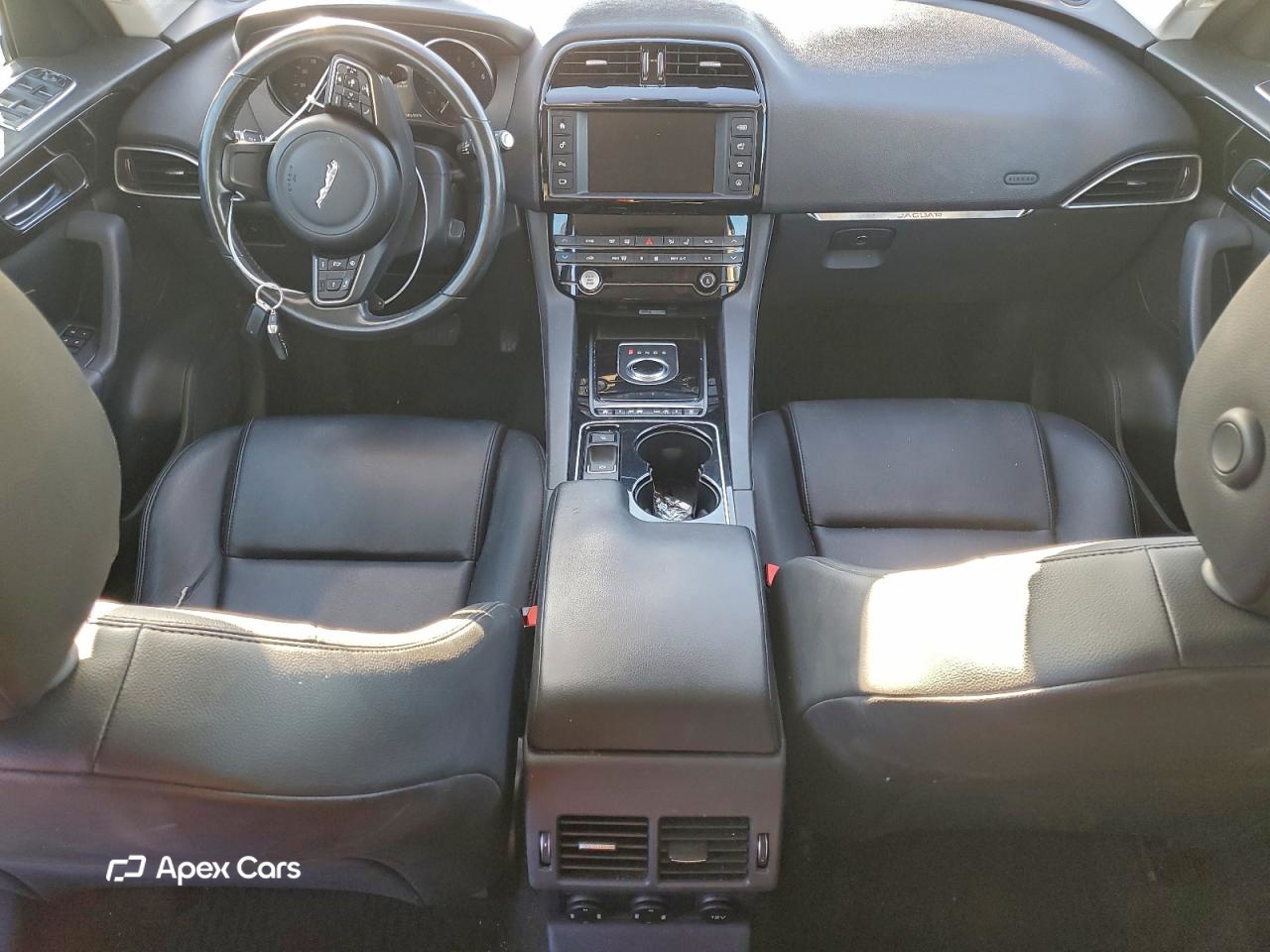 Jaguar F-Pace 2017