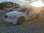 Chrysler 200 2013