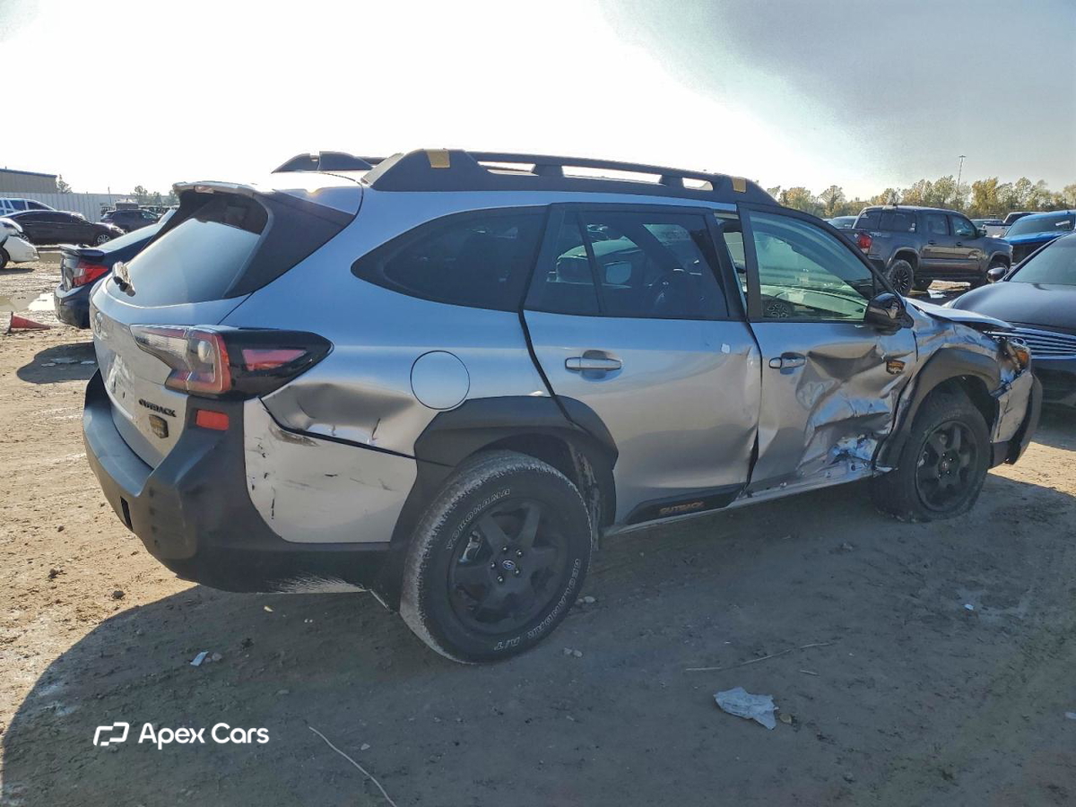 Subaru Outback 2025