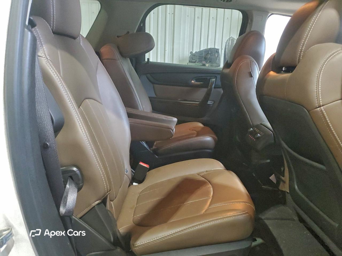 GMC Acadia 2015