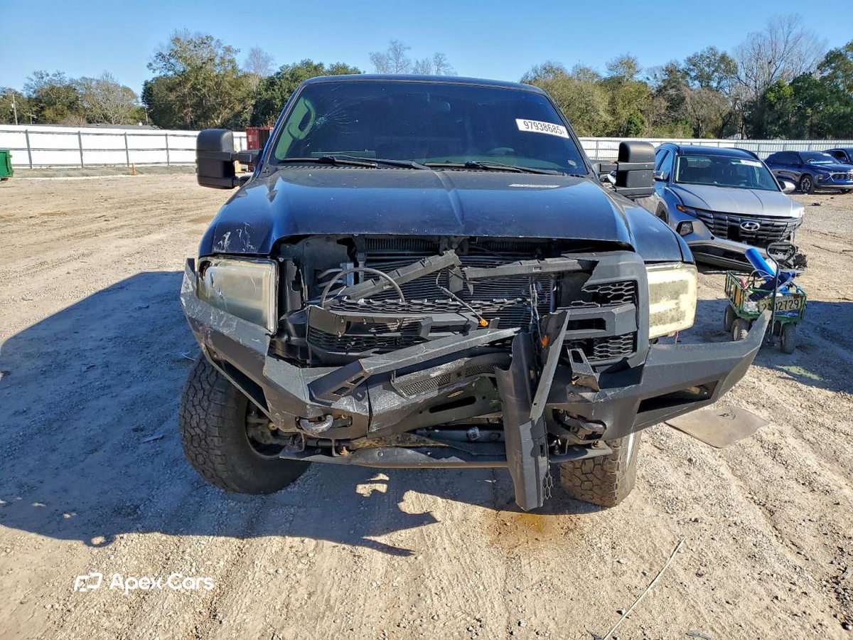 Ford Excursion 2004