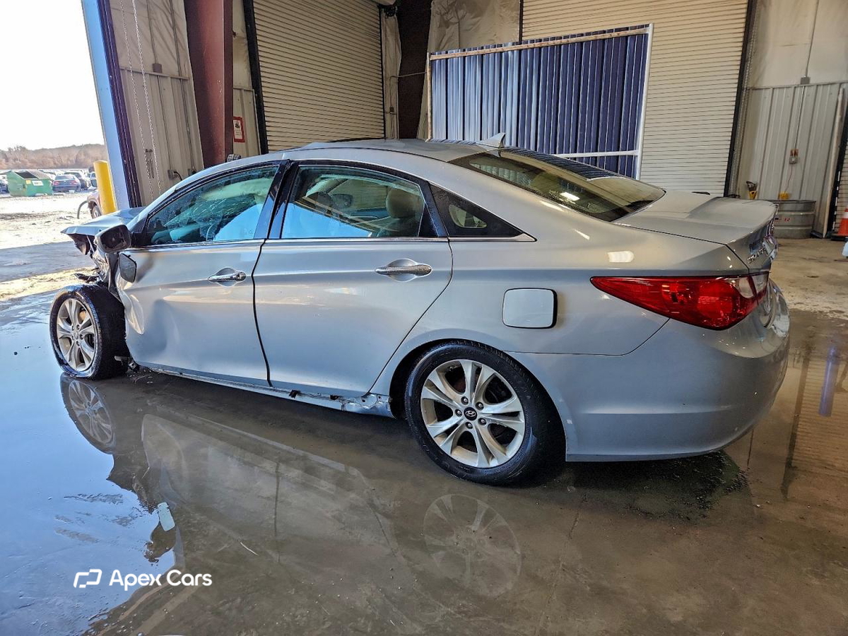 Hyundai Sonata 2011
