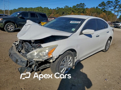 Nissan Altima 2015 - Image 1 of 12
