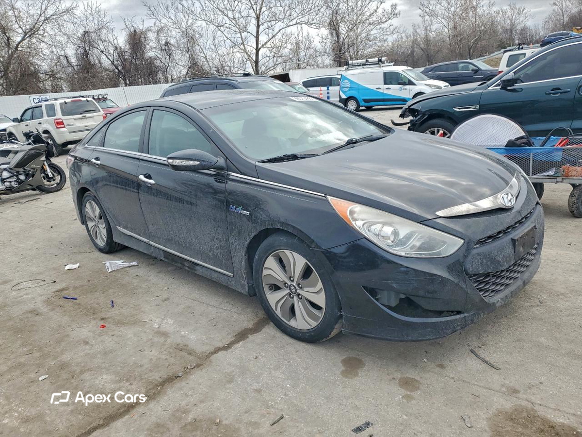 Hyundai Sonata 2013