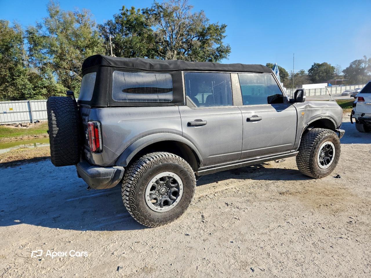 Ford Bronco 2022