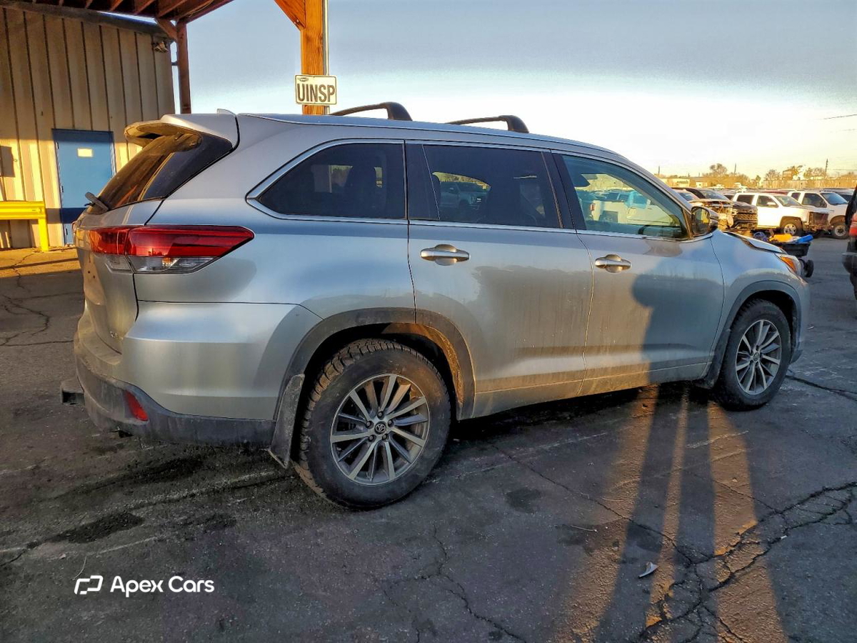 Toyota Highlander 2018