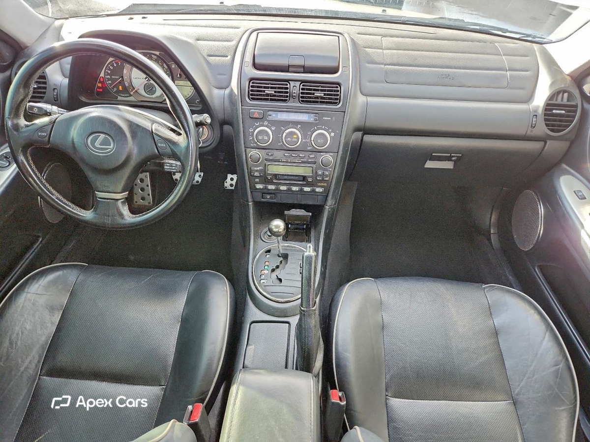 Lexus IS 2005