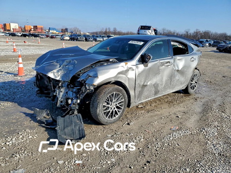 Lexus ES 2017 - Image 1 of 13