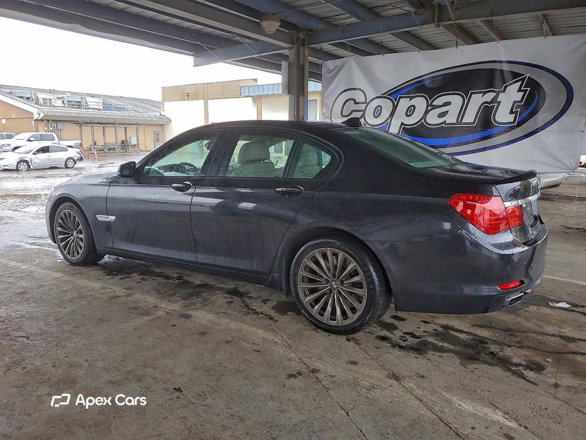 BMW Series 7 2009