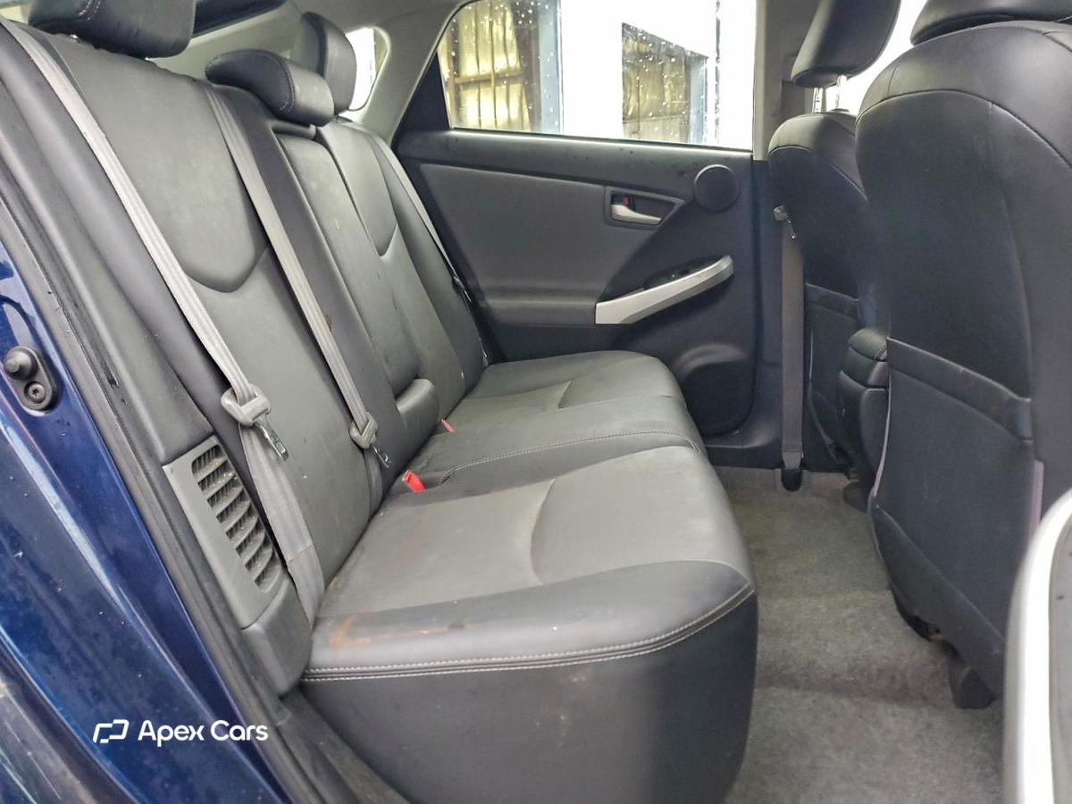 Toyota Prius 2012