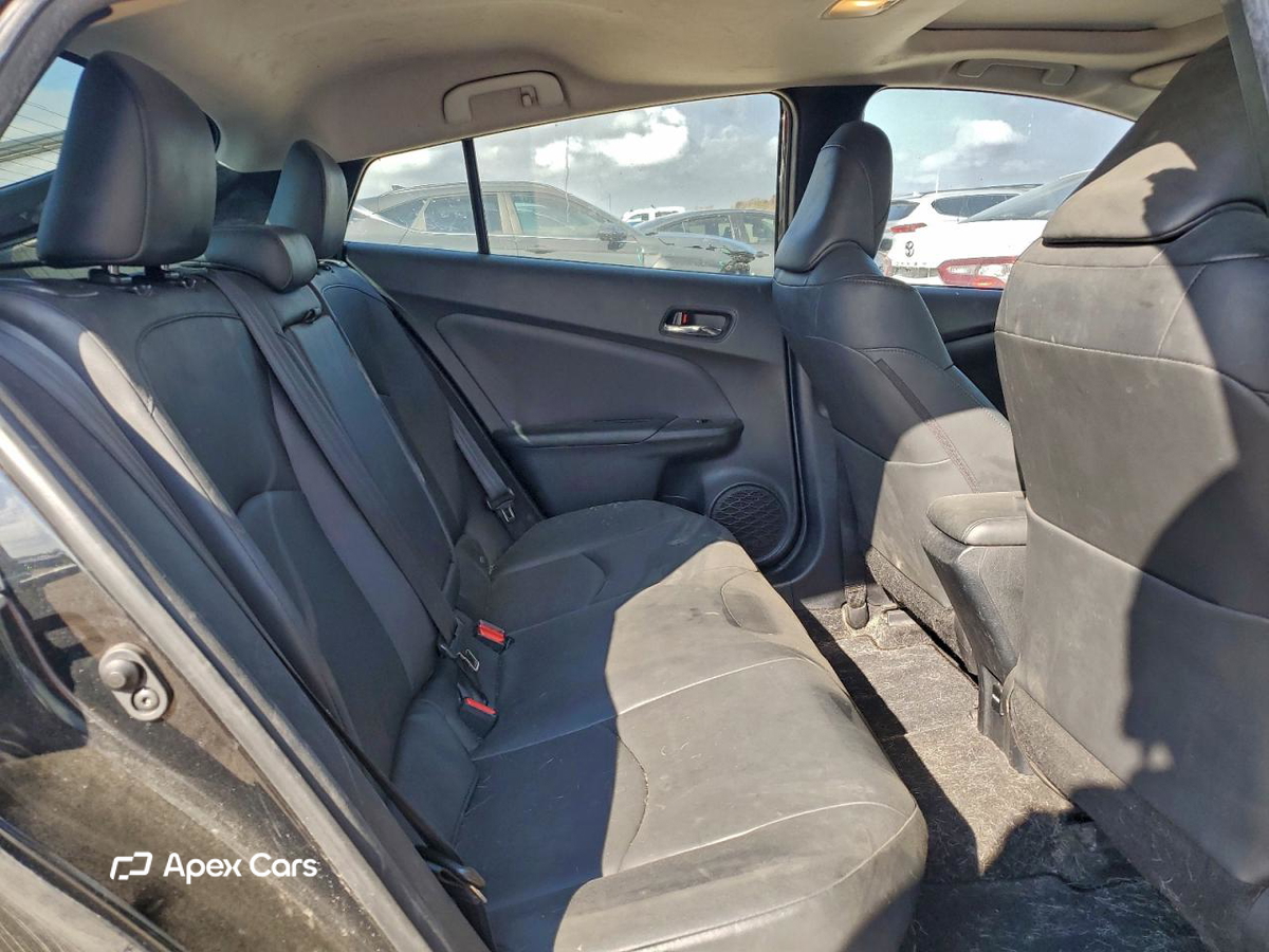 Toyota Prius 2017