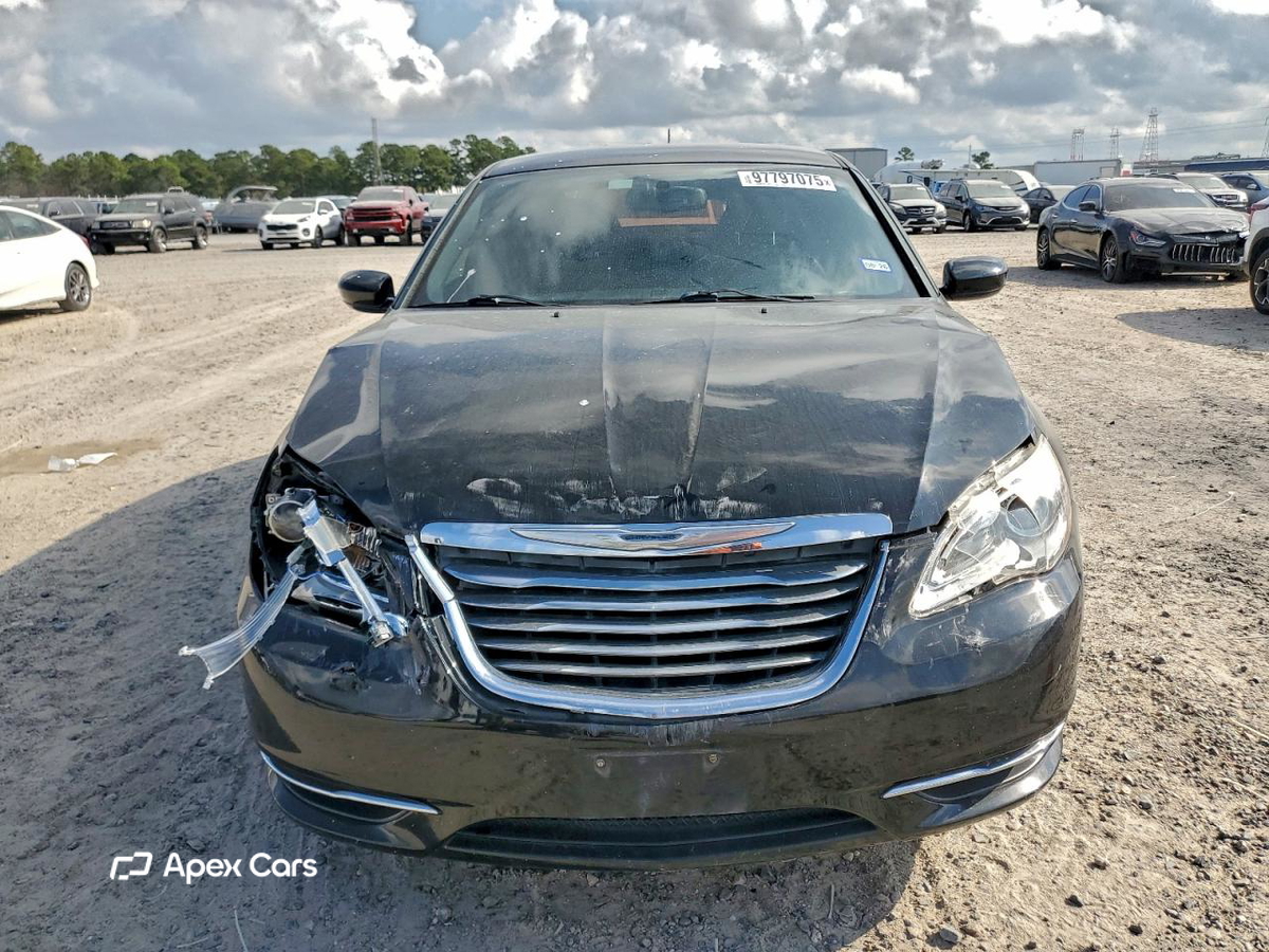 Chrysler 200 2012