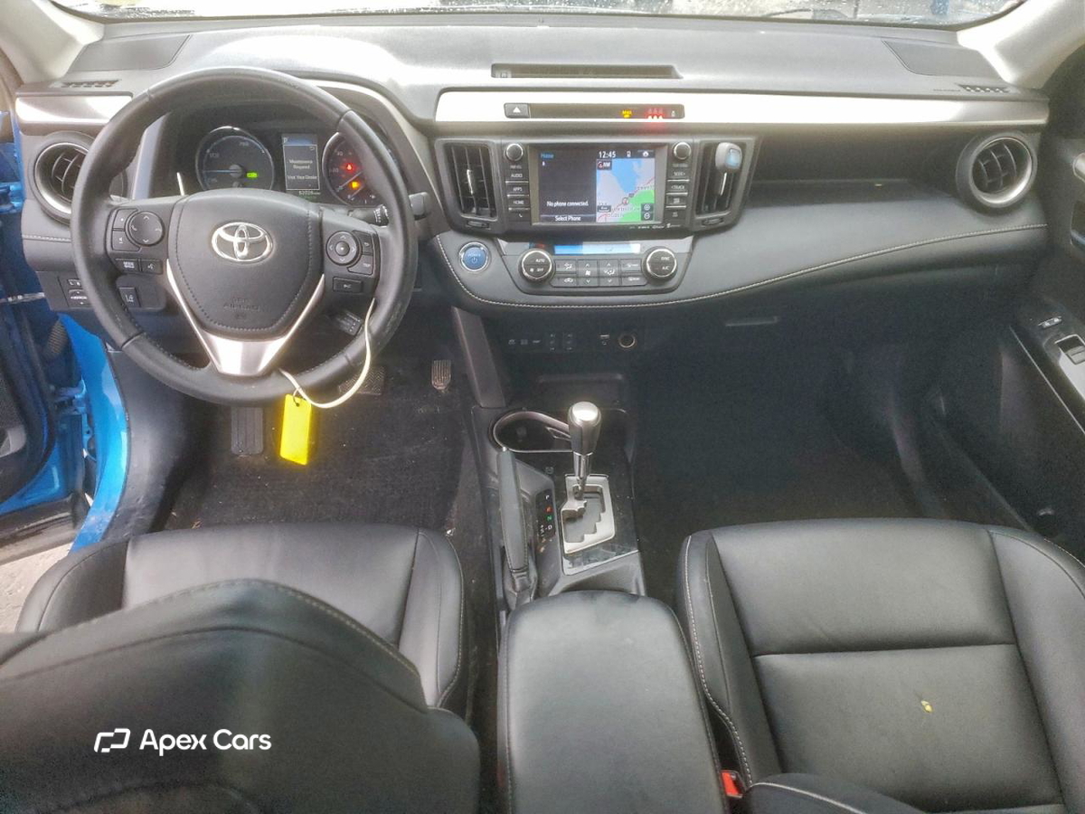 Toyota  2018