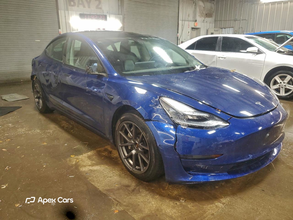 Tesla Model 3 2022