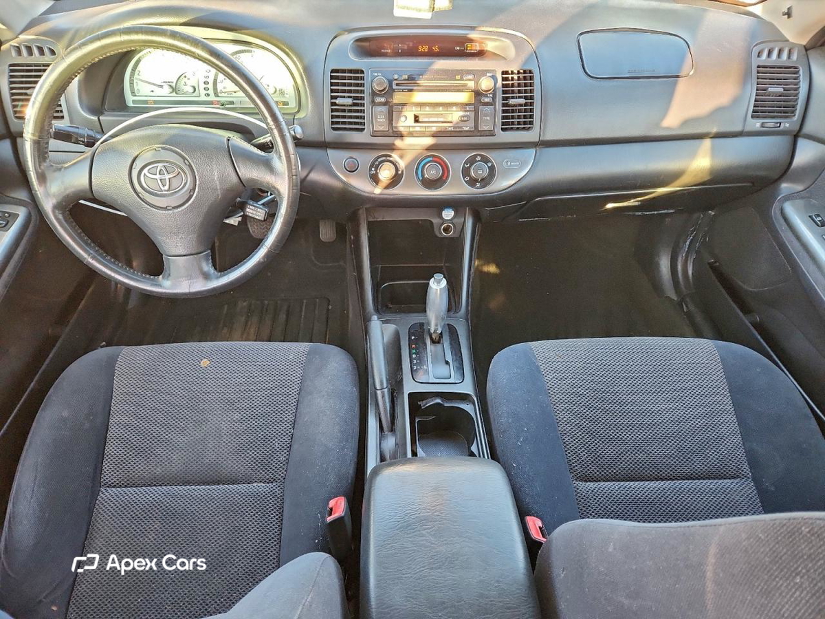 Toyota Camry 2004