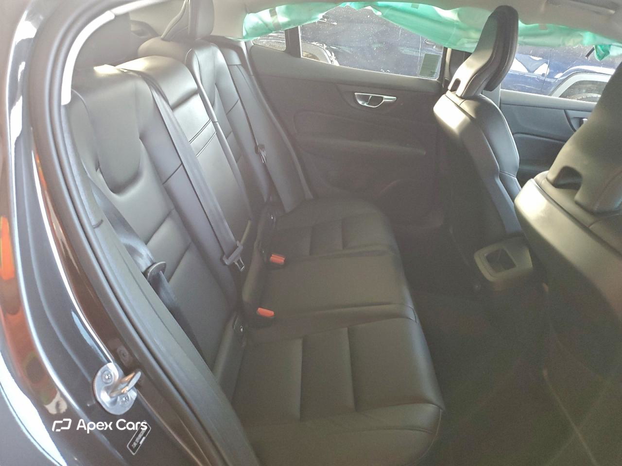 Volvo S60 2024