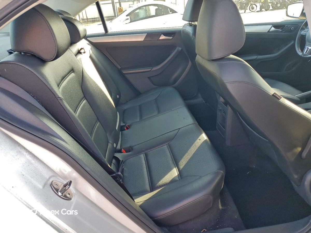 Volkswagen Jetta 2014