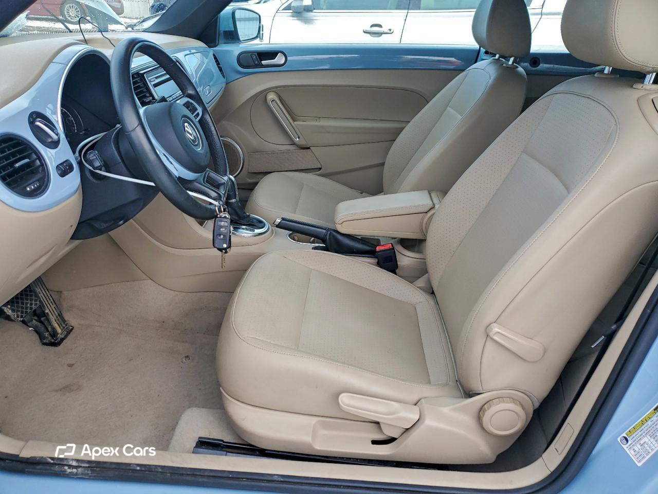 Volkswagen Beetle 2015