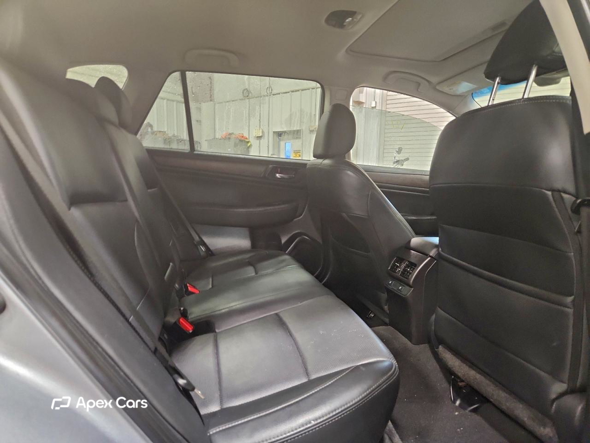 Subaru Outback 2015