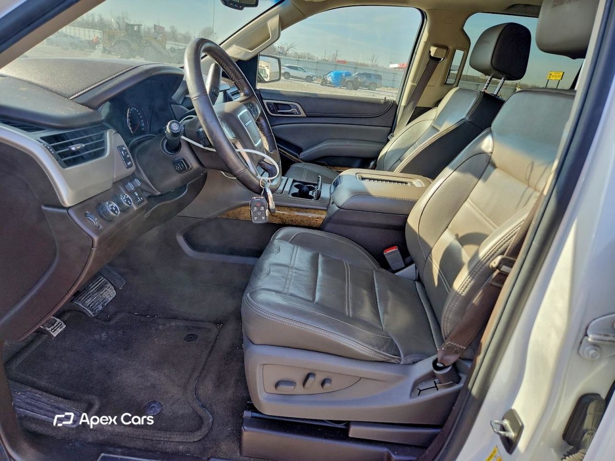 GMC Yukon 2016