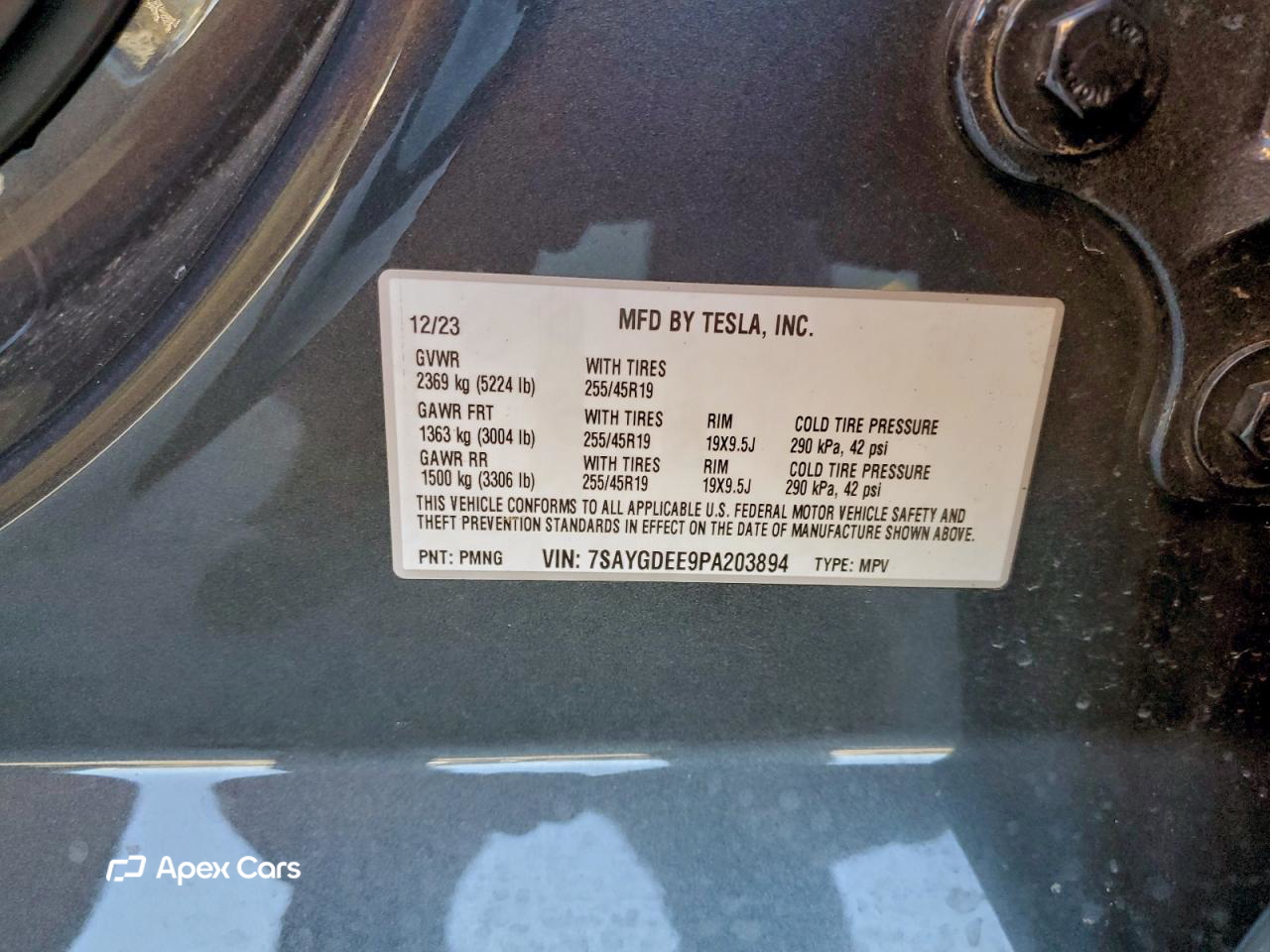 Tesla Model Y 2023