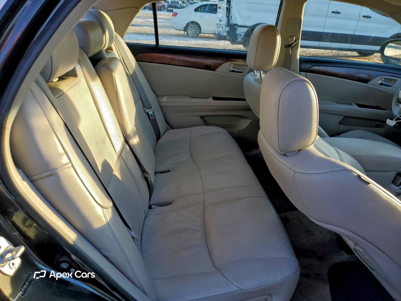 Toyota Avalon 2011