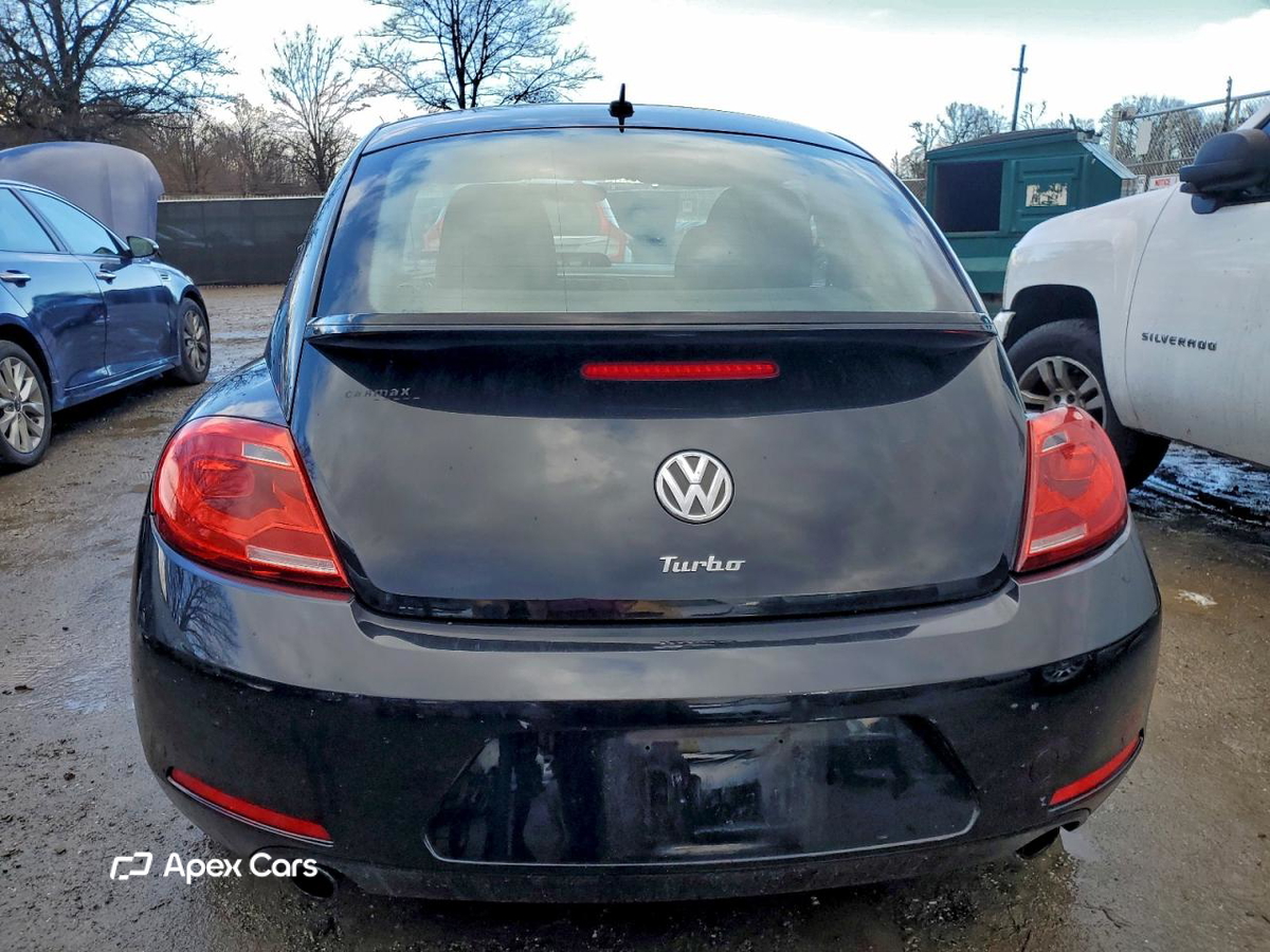 Volkswagen Beetle 2012