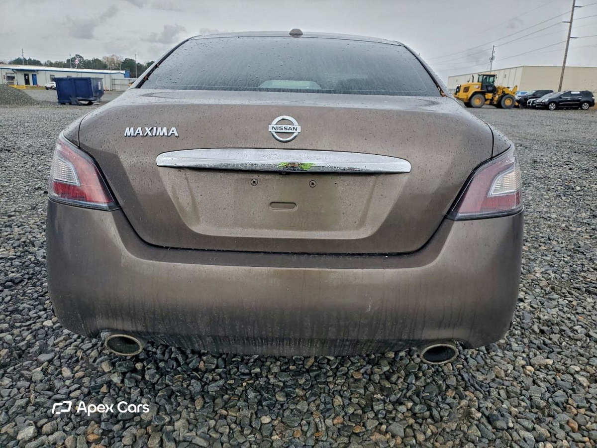 Nissan Maxima 2012