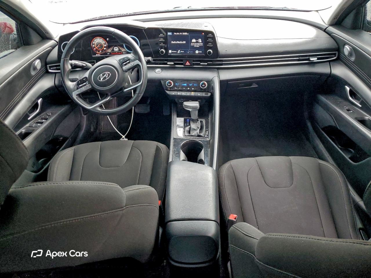 Hyundai Elantra 2021