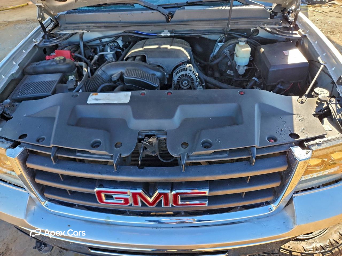 GMC Sierra 2013