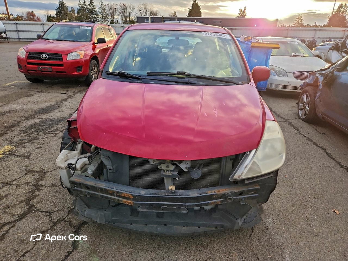 Nissan Versa 2012